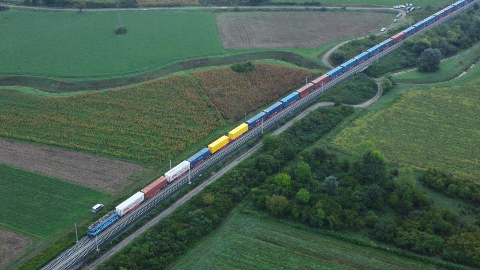 Fotografije iz zraka s mjesta nesreće putničkog i teretnog vlaka