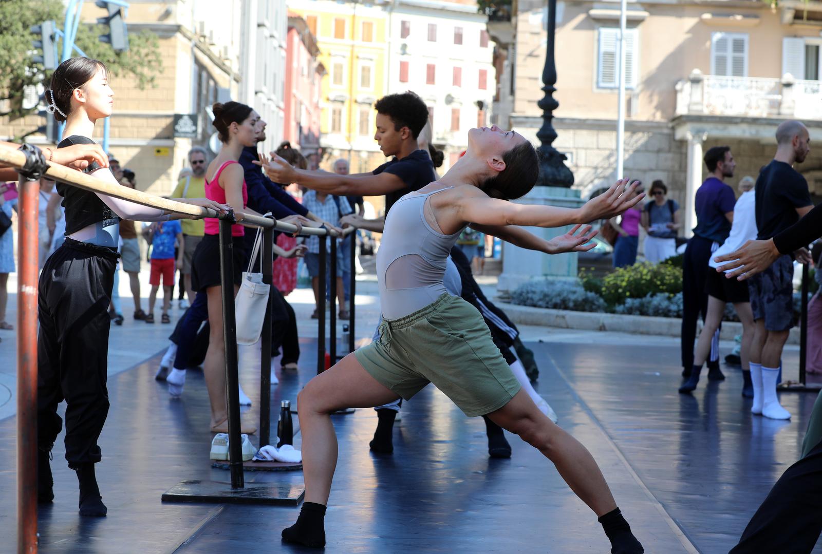 Rijeka: Ansambl baleta HNK održao je probu na otvorenom