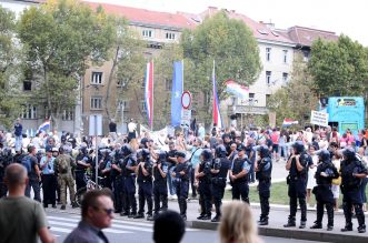 Zagreb: Održan prosvjed “Dajemo vam otkaz” ispred sjedišta HDZ-a