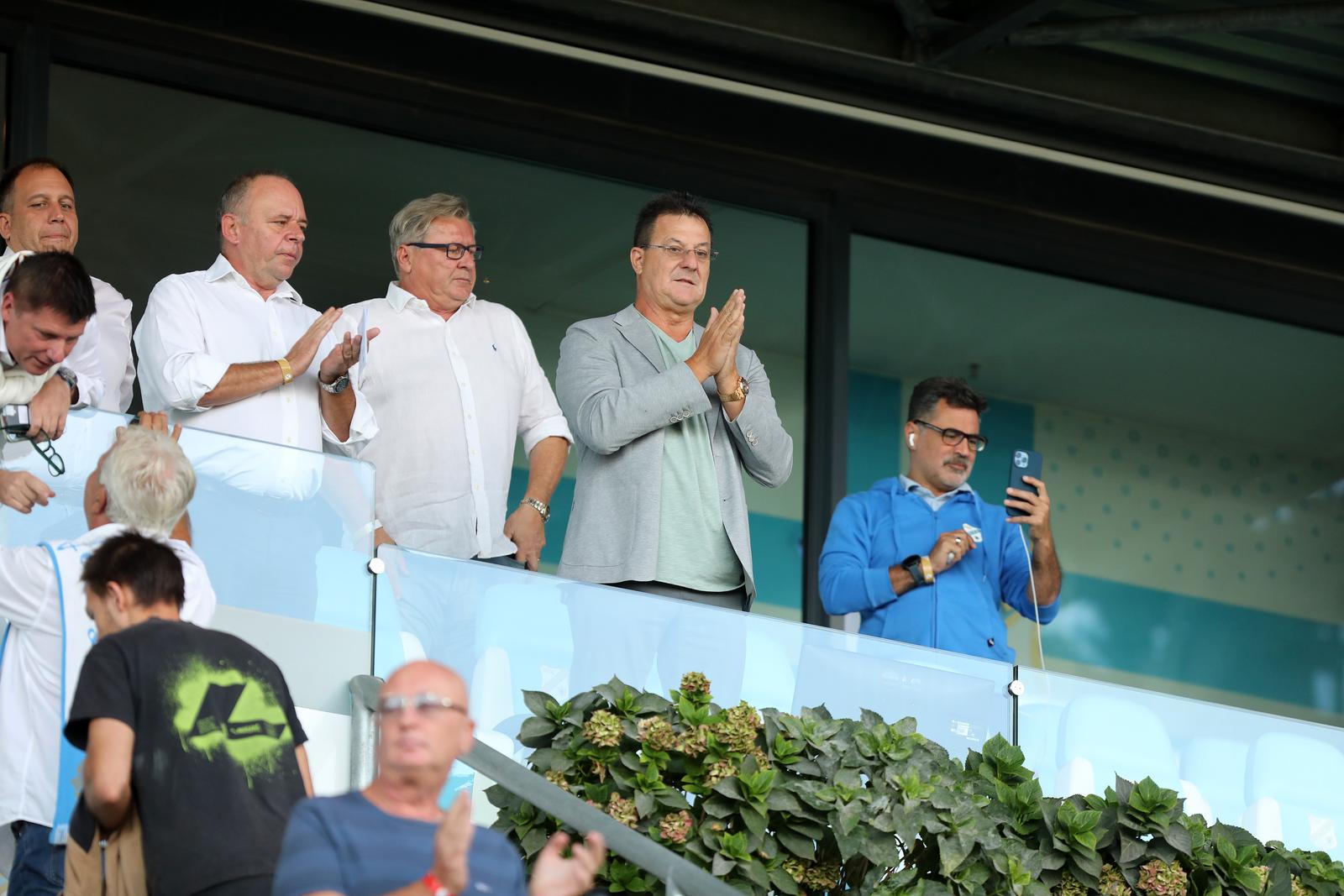 Rijeka i Osijek sastali se u 9. kolu SuperSport HNL-a Rijeka i Osijek sastali se u 9. kolu SuperSport HNL-a