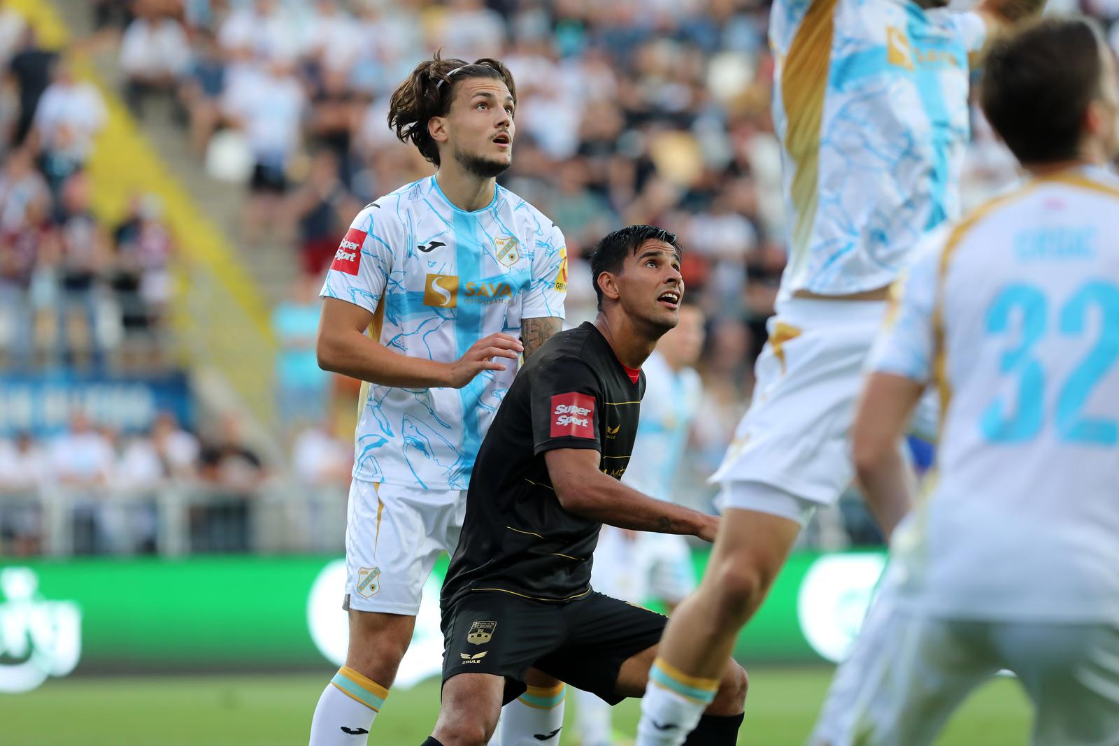 Rijeka i Osijek sastali se u 9. kolu SuperSport HNL-a Rijeka i Osijek sastali se u 9. kolu SuperSport HNL-a