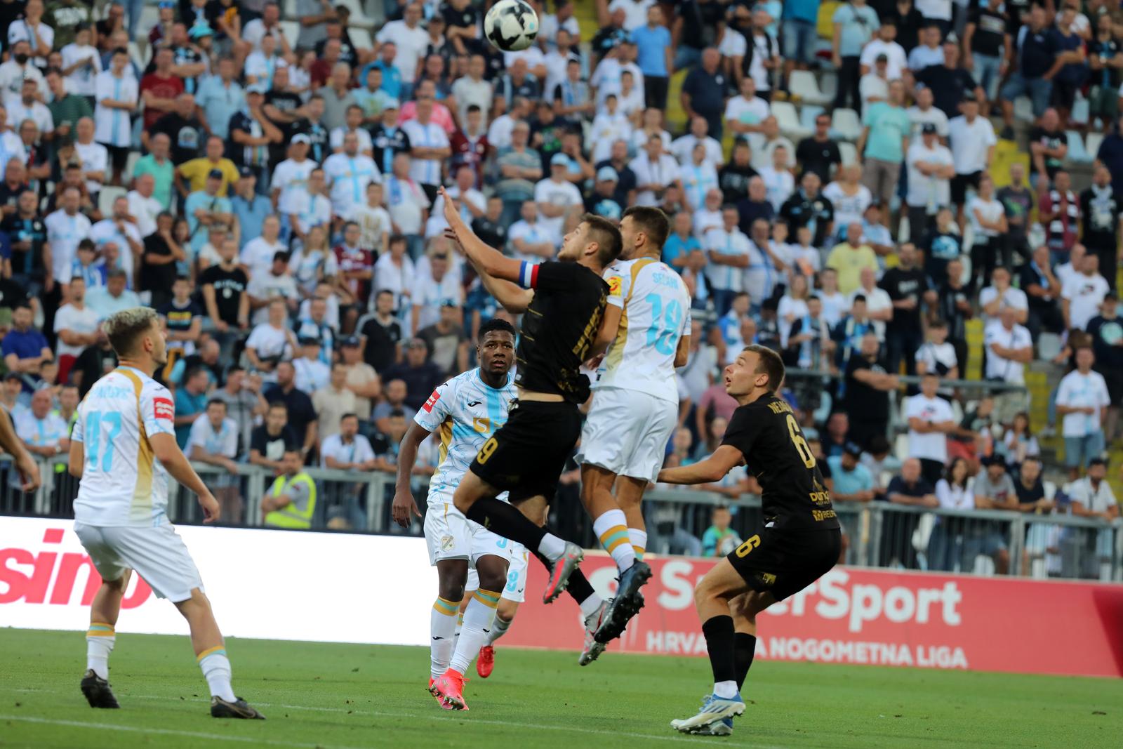 Rijeka i Osijek sastali se u 9. kolu SuperSport HNL-a Rijeka i Osijek sastali se u 9. kolu SuperSport HNL-a