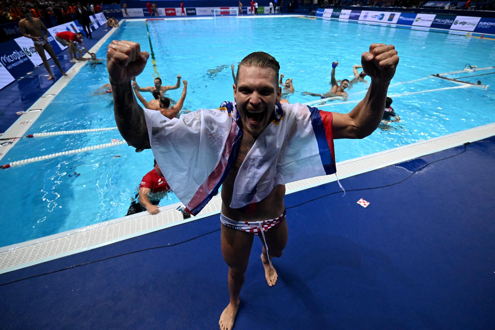Hrvatski vaterpolisti osvojili naslov Europskog prvaka Hrvatski vaterpolisti osvojili naslov Europskog prvaka