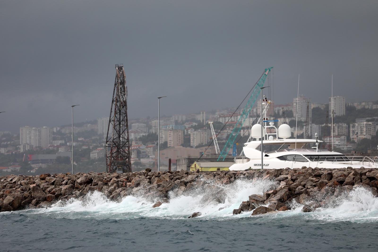 Jako jugo na riječkom području Jako jugo na riječkom području