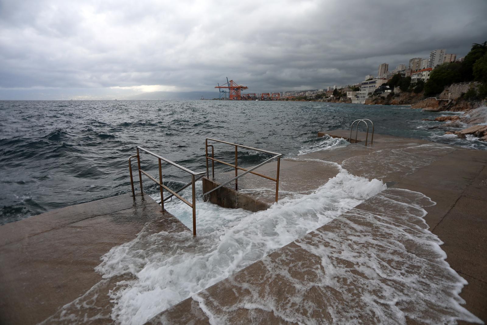 Jako jugo na riječkom području Jako jugo na riječkom području