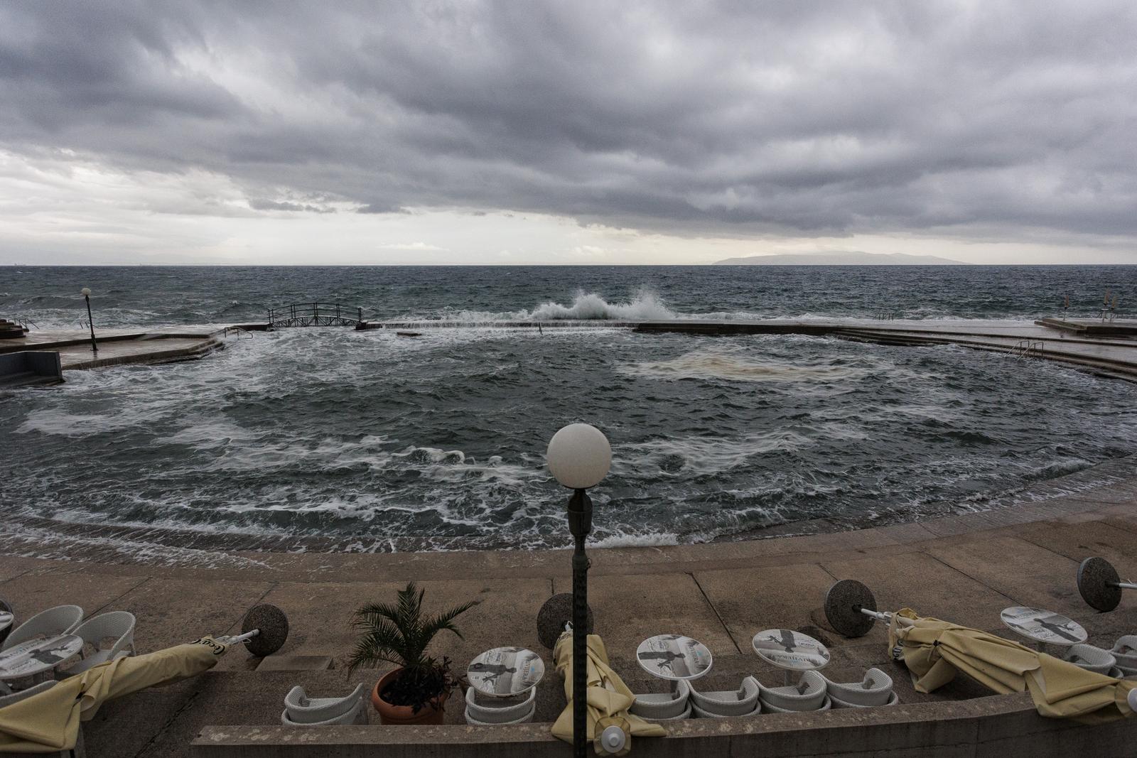 Jako jugo na riječkom području Jako jugo na riječkom području