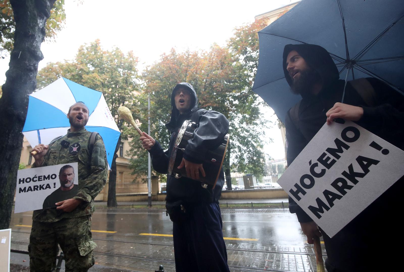Zagreb: Uoči početka optužnog vijeća za Marka Franciškovića, okupili su se njegovi istomišljenici Zagreb: Uoči početka optužnog vijeća za Marka Franciškovića, okupili su se njegovi istomišljenici