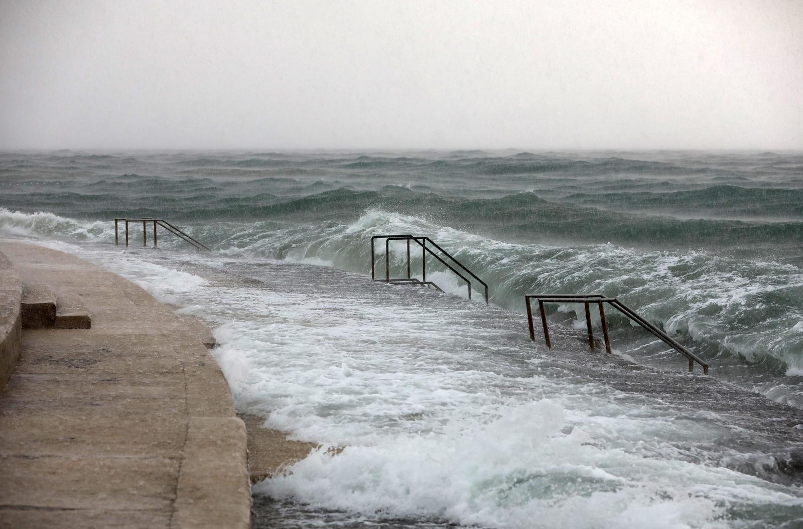 Olujno jugo u Opatiji