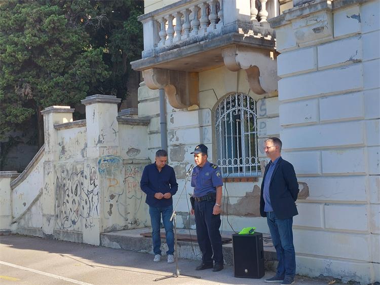 Započela-akcija-Prvi-koraci-u-prometu-2 Započela-akcija-Prvi-koraci-u-prometu-2