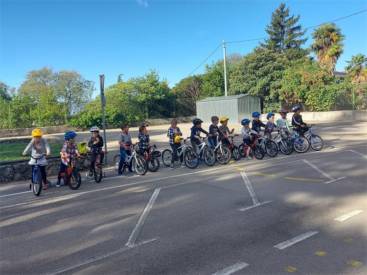 Započela-akcija-Prvi-koraci-u-prometu-3 Započela-akcija-Prvi-koraci-u-prometu-3