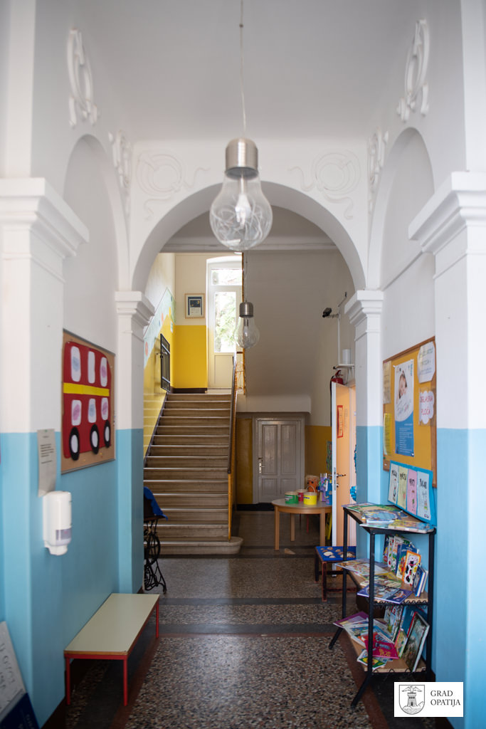 opatija skoal preuredenje igraliste os (1)