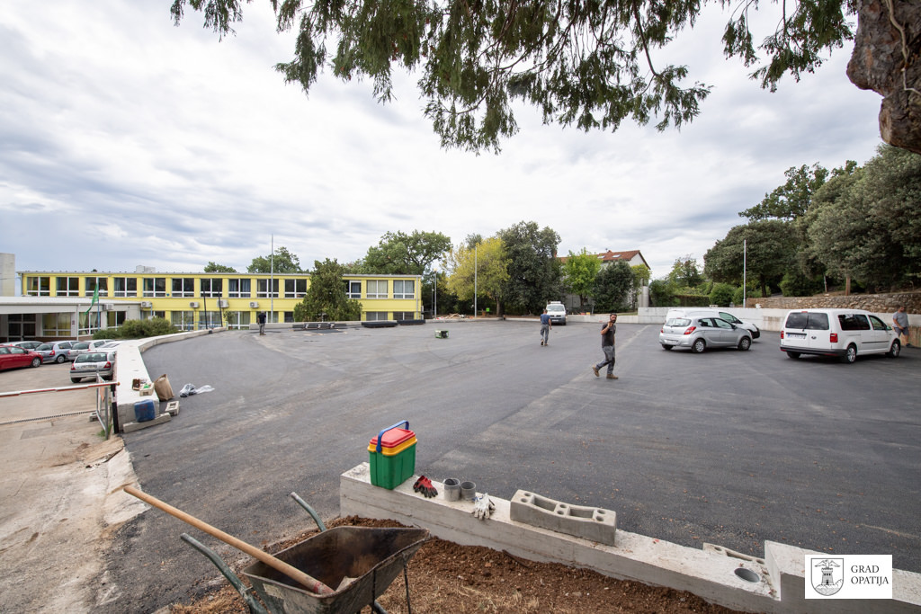 opatija skoal preuredenje igraliste os (11)