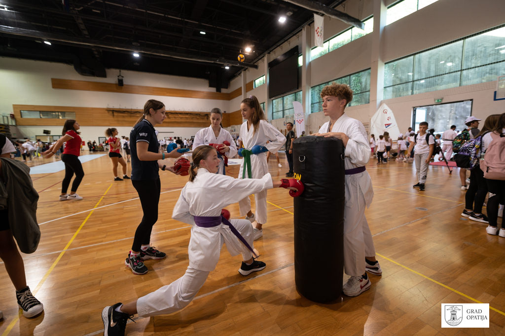 opatijski sportski dan djeca (14) opatijski sportski dan djeca (14)