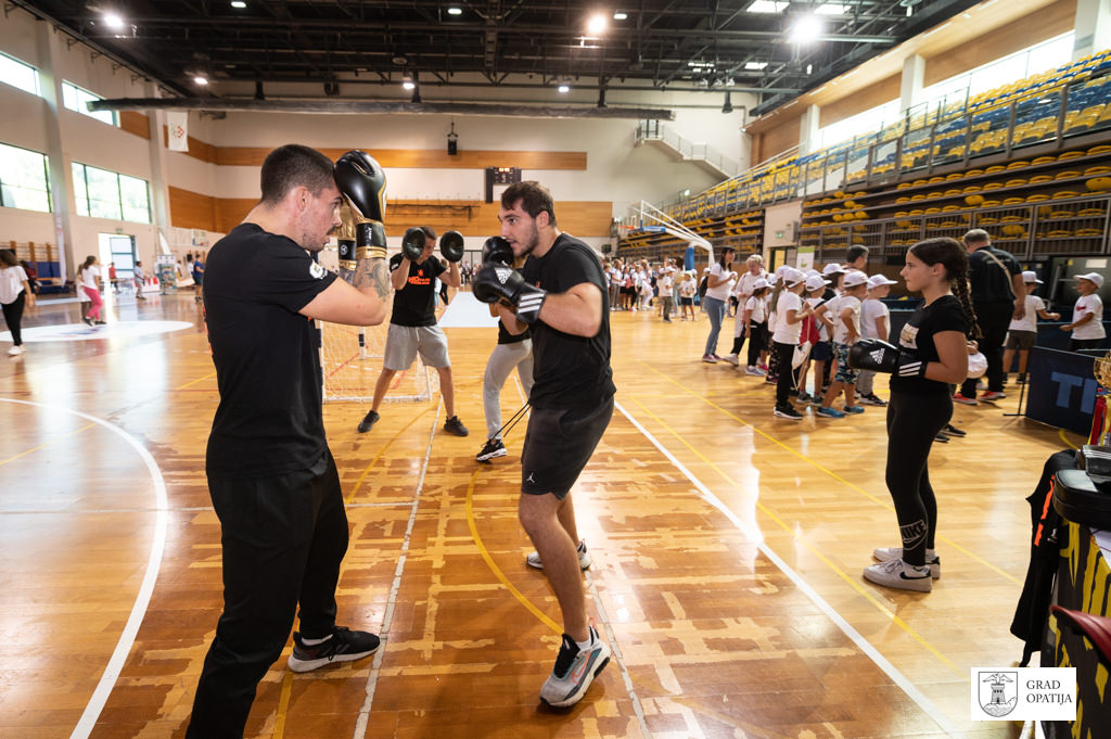 opatijski sportski dan djeca (3) opatijski sportski dan djeca (3)