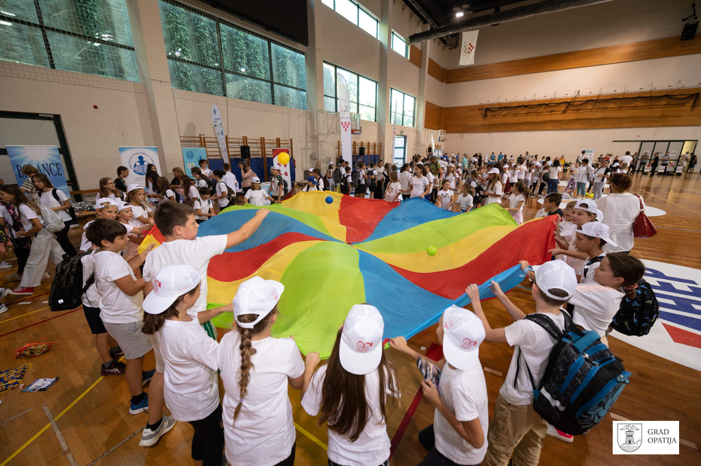 opatijski sportski dan djeca (7) opatijski sportski dan djeca (7)