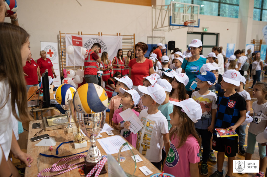 opatijski sportski dan djeca (8) opatijski sportski dan djeca (8)