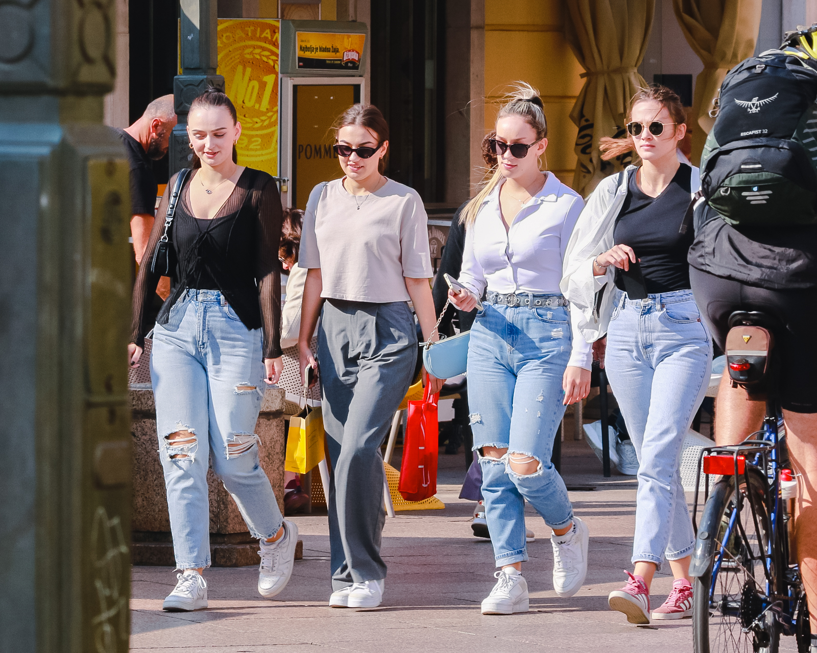 Klikom po korzu 14.10.-1 Klikom po korzu 14.10.-1