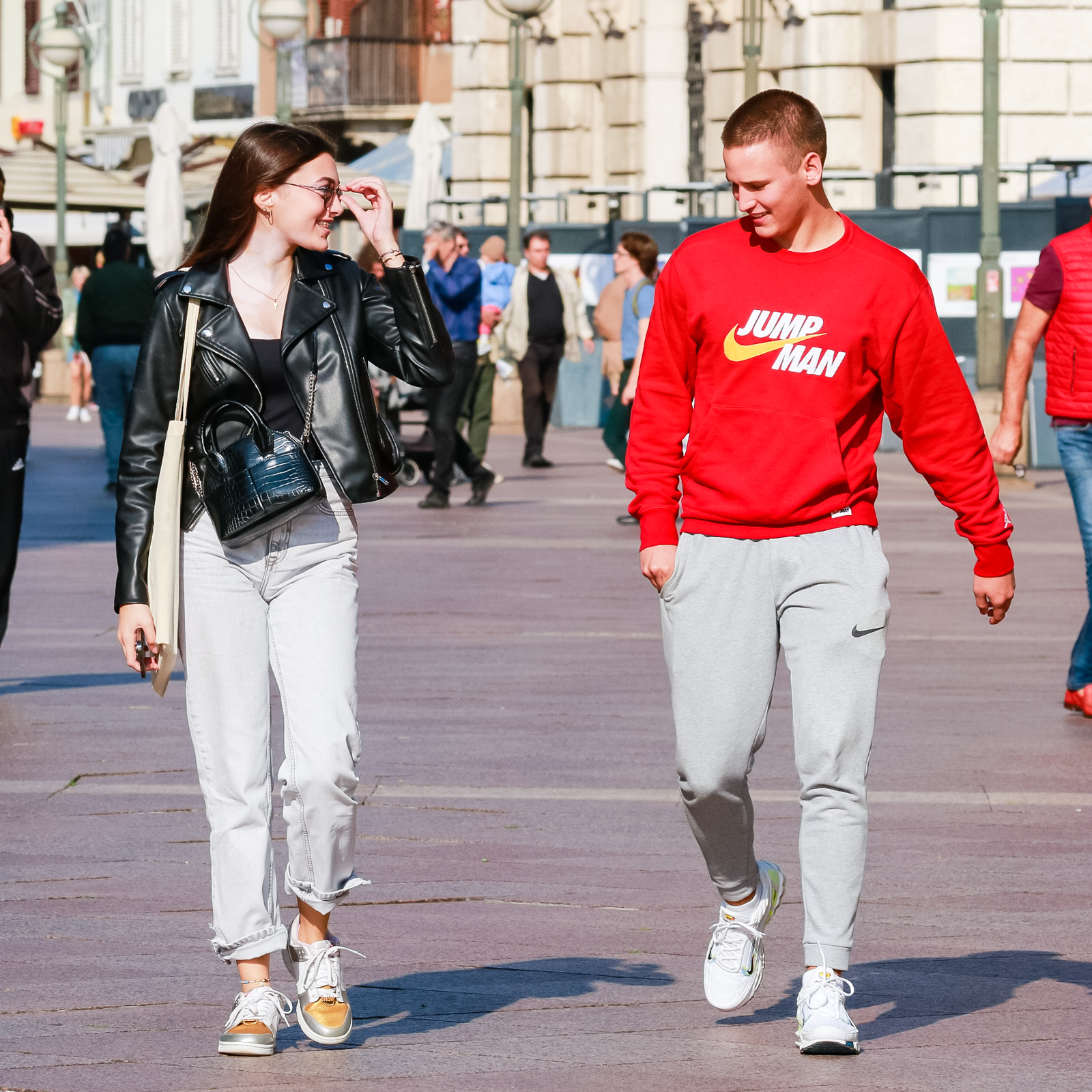 Klikom po korzu 14.10.-51 Klikom po korzu 14.10.-51