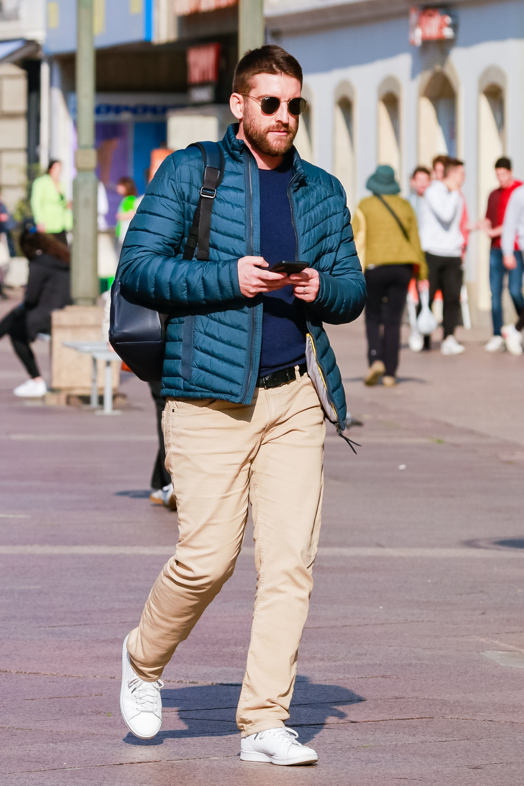 Klikom po korzu 14.10.-56 Klikom po korzu 14.10.-56