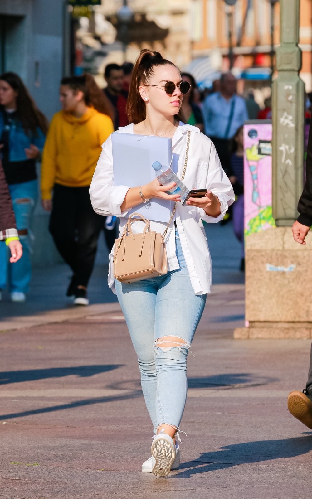 Klikom po korzu 14.10.-57 Klikom po korzu 14.10.-57