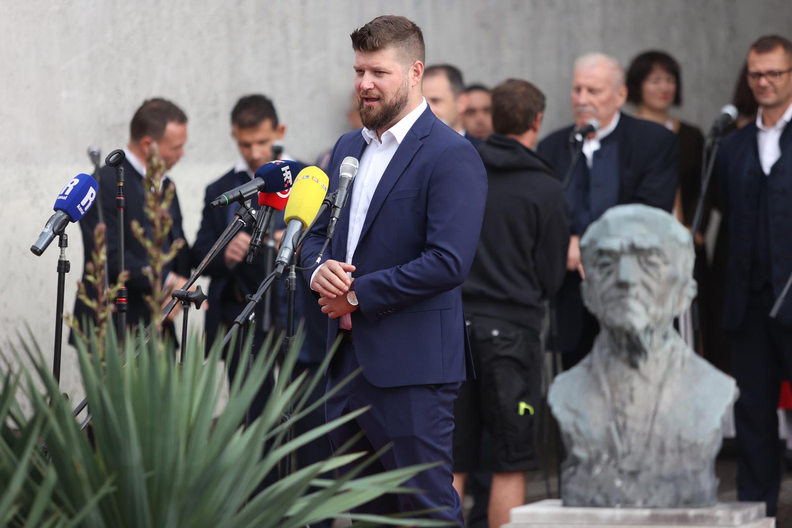 Predsjednik Milanović posjetio manifestaciju Bela Nedeja Predsjednik Milanović posjetio manifestaciju Bela Nedeja