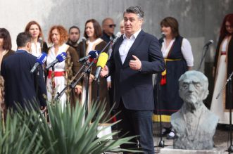 Predsjednik Milanović posjetio manifestaciju Bela Nedeja