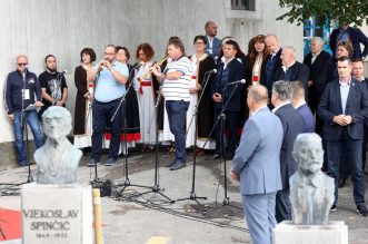 Predsjednik Milanović posjetio manifestaciju Bela Nedeja