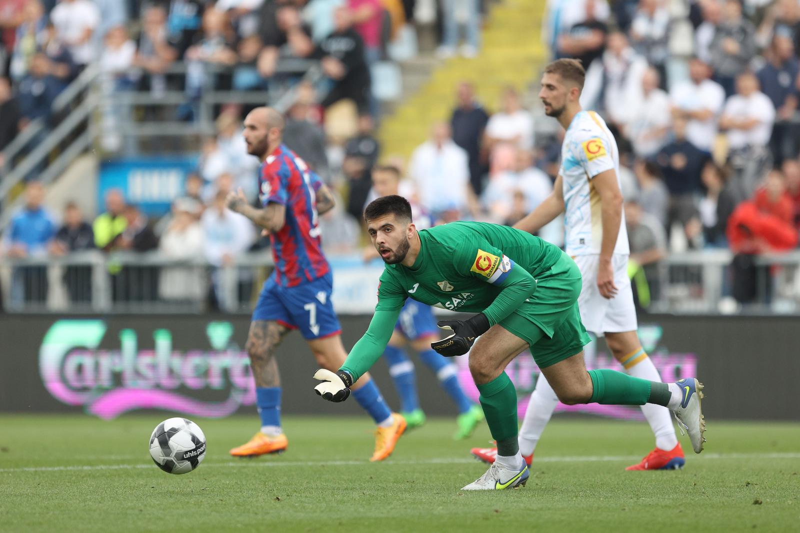 Rijeka: HNK Rijeka i HNK Hajduk u 11. kolu Prve HNL Rijeka: HNK Rijeka i HNK Hajduk u 11. kolu Prve HNL