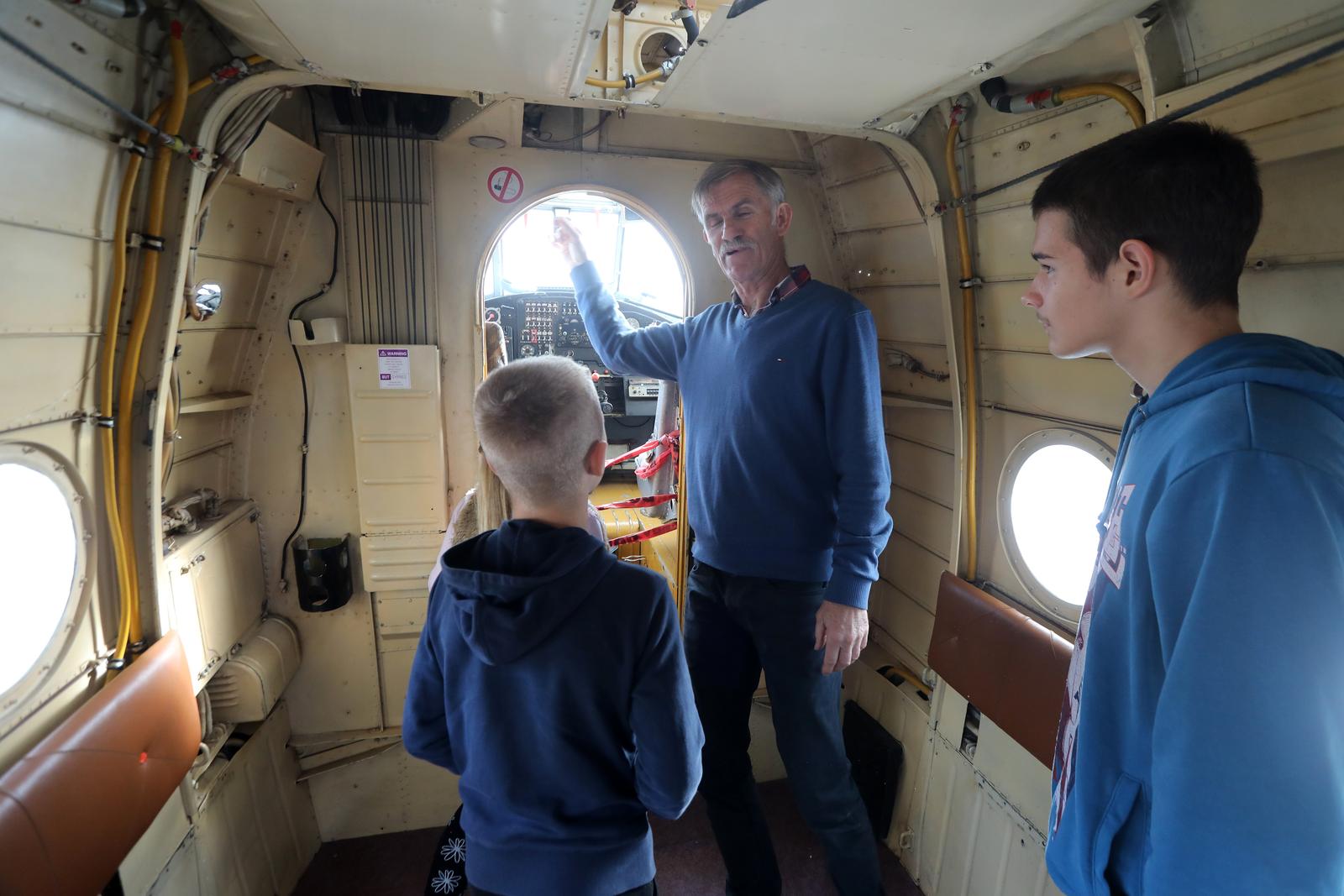 Dan otvorenih vrata Zrakoplovnog društva Krila Kvarnera na Grobniku Dan otvorenih vrata Zrakoplovnog društva Krila Kvarnera na Grobniku