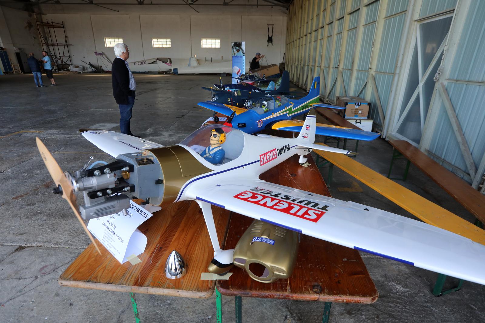 Dan otvorenih vrata Zrakoplovnog društva Krila Kvarnera na Grobniku Dan otvorenih vrata Zrakoplovnog društva Krila Kvarnera na Grobniku