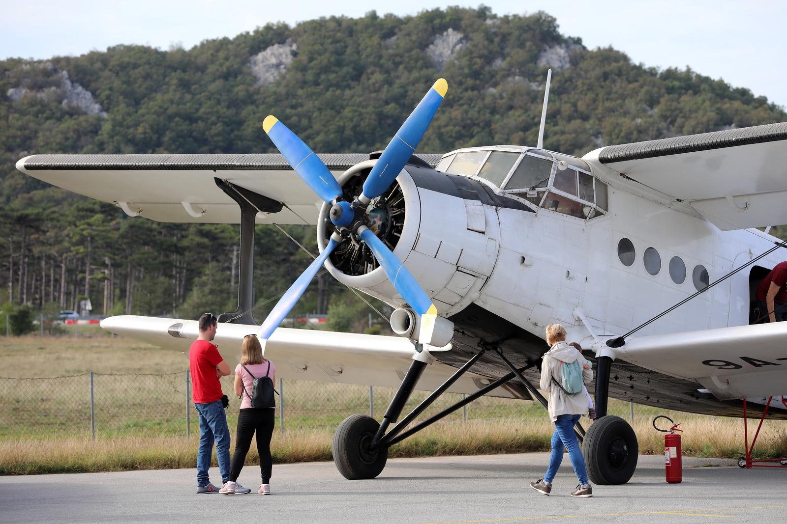 Dan otvorenih vrata Zrakoplovnog društva Krila Kvarnera na Grobniku Dan otvorenih vrata Zrakoplovnog društva Krila Kvarnera na Grobniku