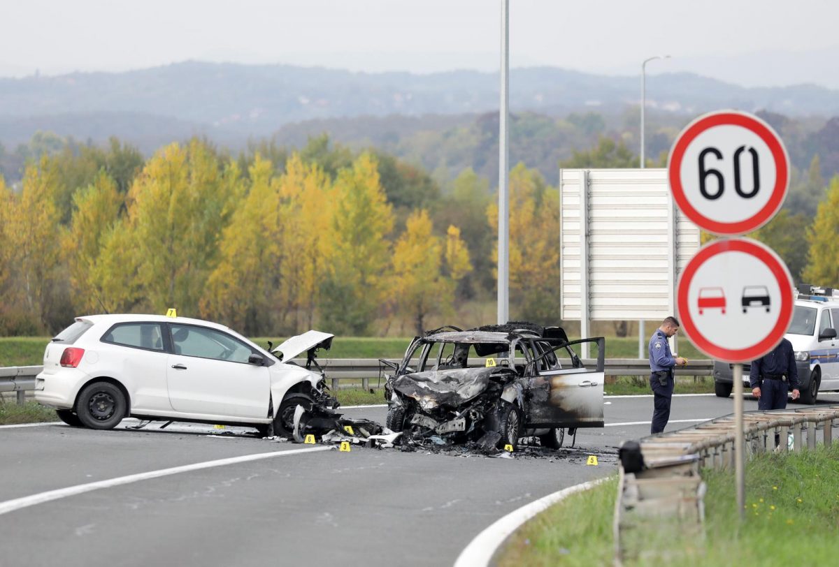 Zagreb: U prometnoj nesreći izgorio jedan automobil
