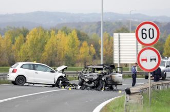 Zagreb: U prometnoj nesreći izgorio jedan automobil