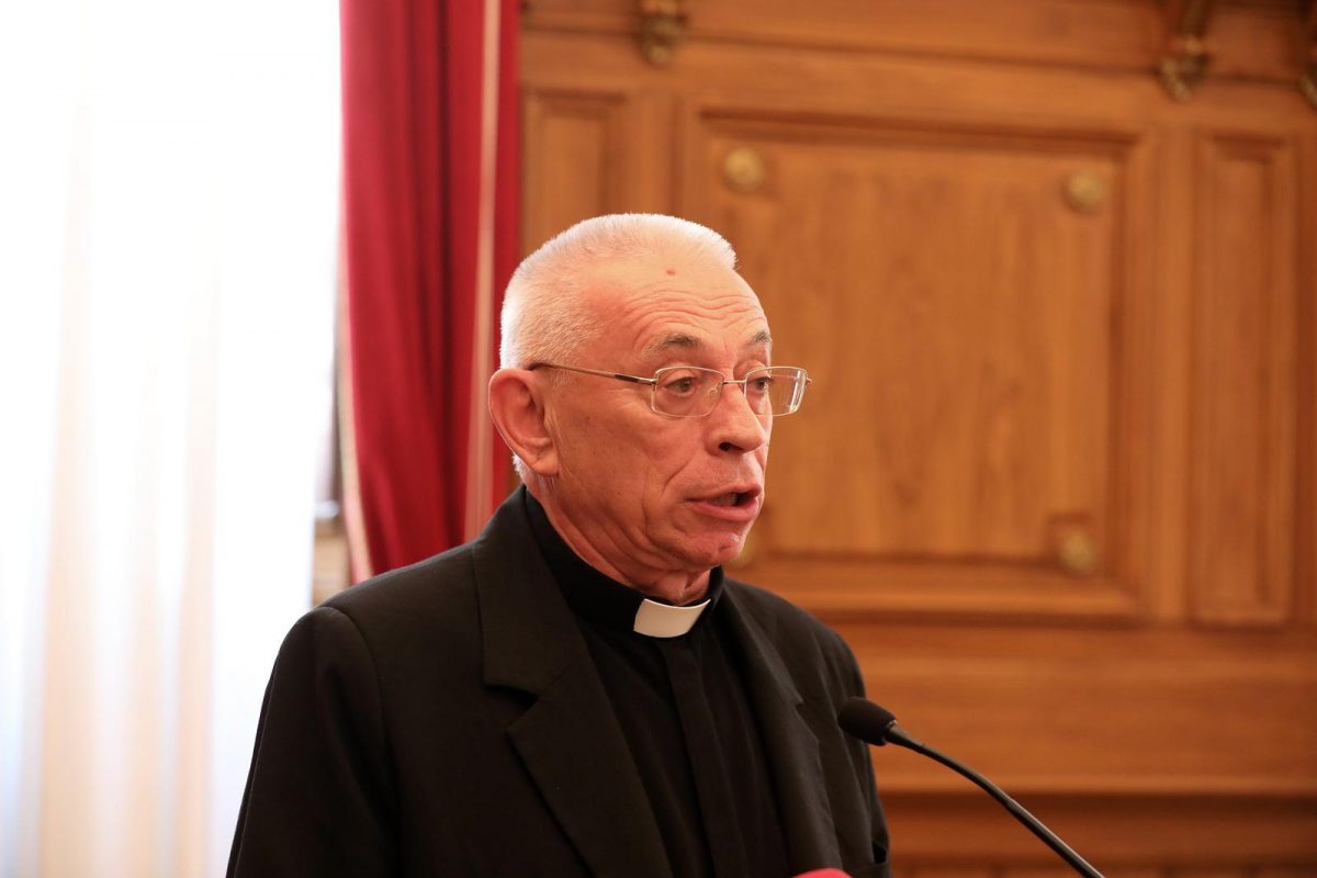 Nadbiskup Devčić odlazi u mirovinu, Uzinić preuzima Riječku nadbiskupiju