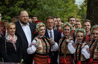 Lovran: Gordan Jandroković i Ruslan Stefančuk otkrili spomenik ukrajinskom pjesniku Ivanu Franku