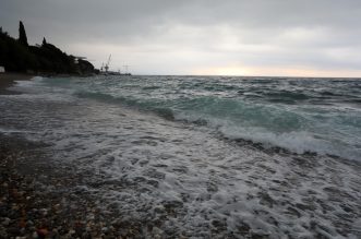 Rijeka: Valovi na moru na plaži Kantrida