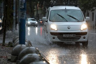 Rijeka: Jaka kiša otežava promet po centru grada