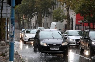 Rijeka: Jaka kiša otežava promet po centru grada