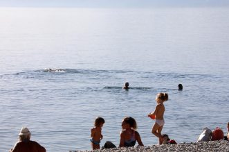 Rijeka: Gradska plaža na Kantridi puna je kupača