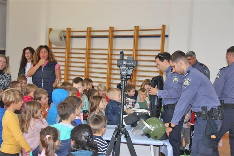 dan policije 2022 darivanje krvi DP-RAB-PP-