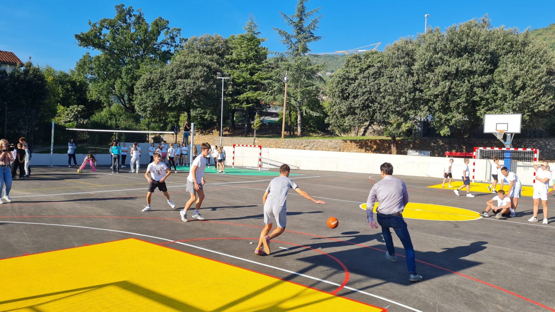 opatija skola igraliste (1) opatija skola igraliste (1)