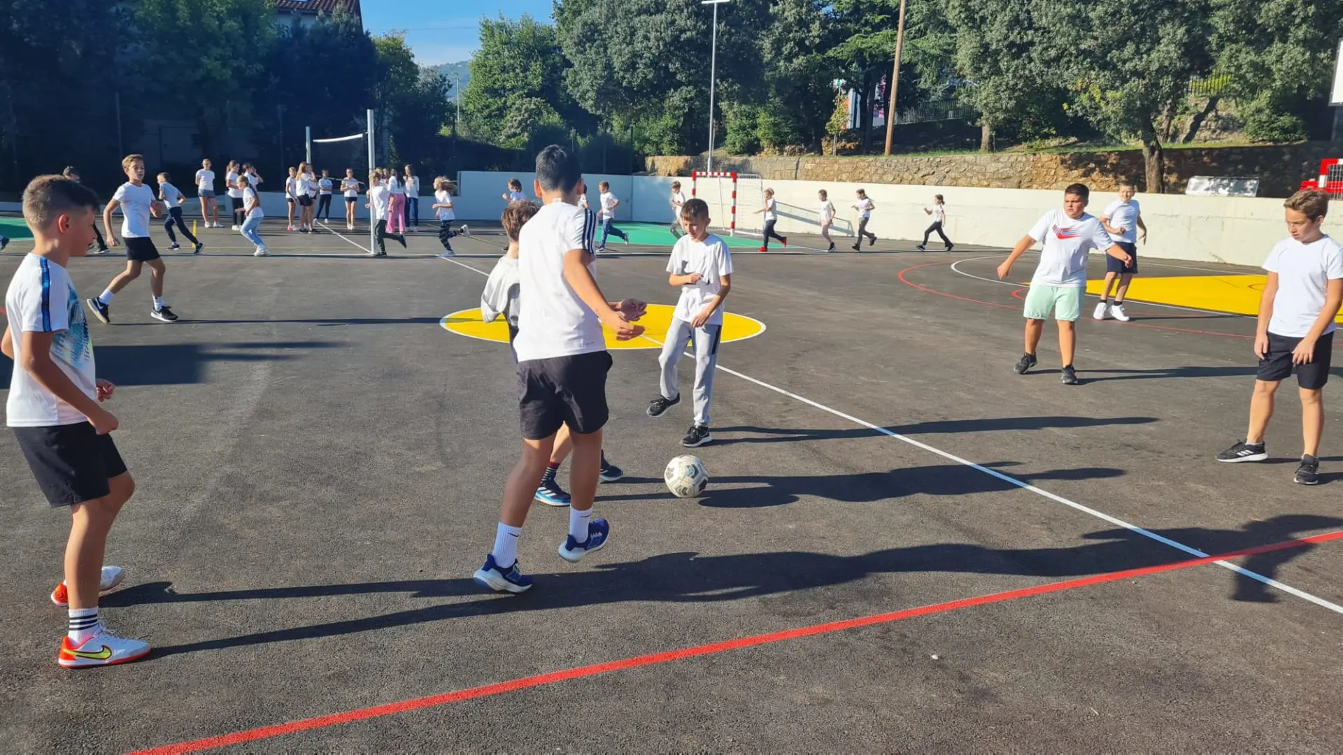 opatija skola igraliste (1) opatija skola igraliste (1)