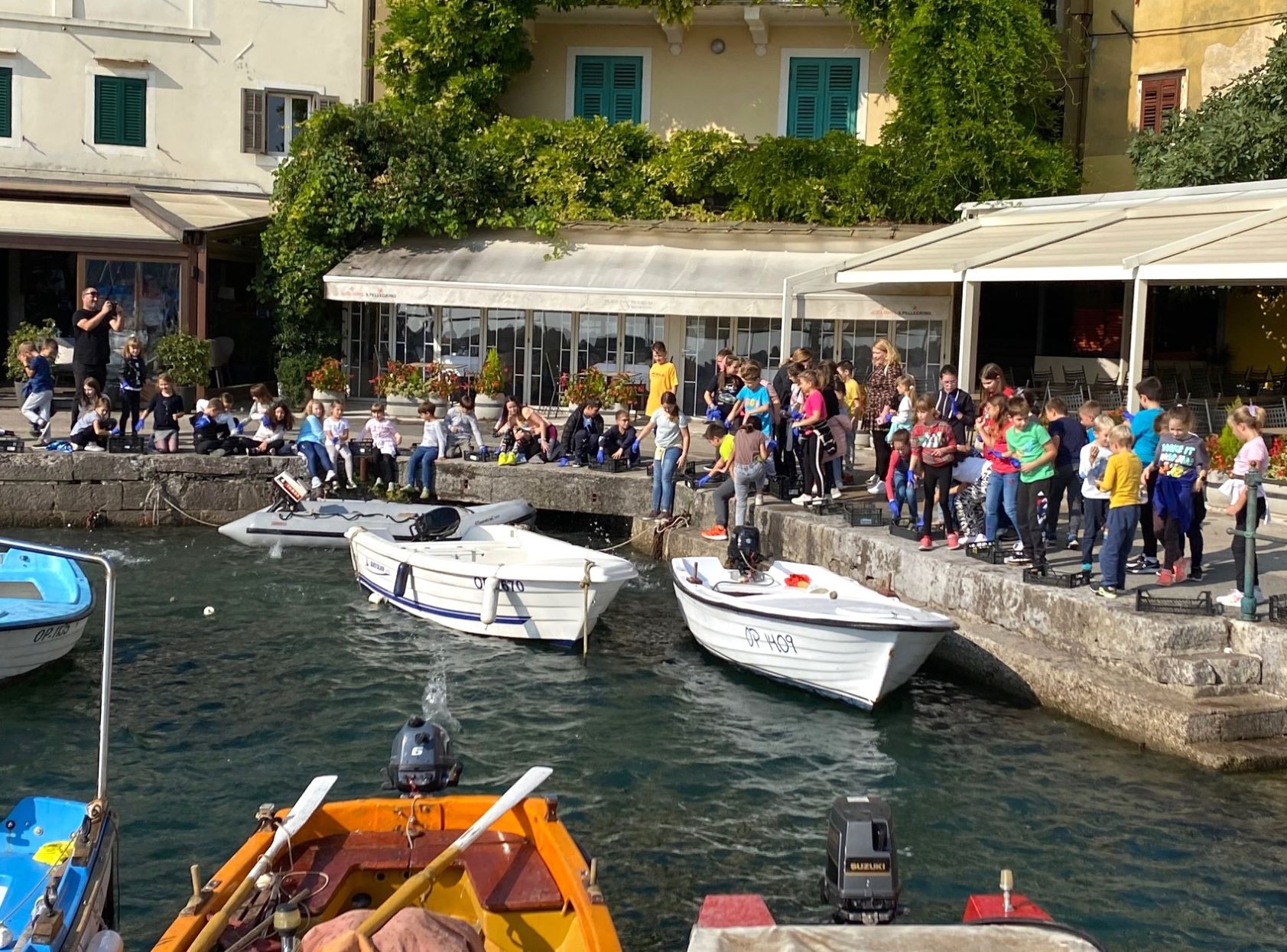 ucenici volosko ekoloska akcija (3) ucenici volosko ekoloska akcija (3)