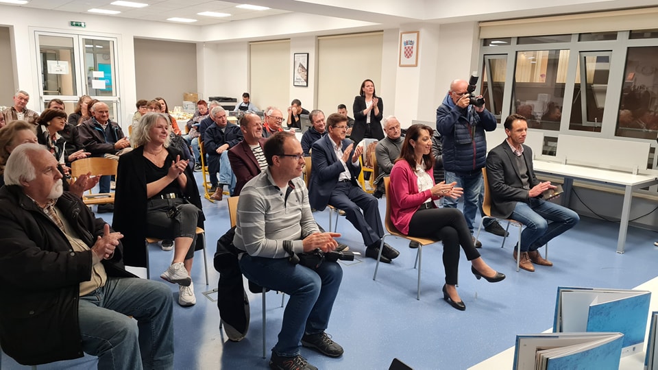 300 let va skavre icici (3) 300 let va skavre icici (3)