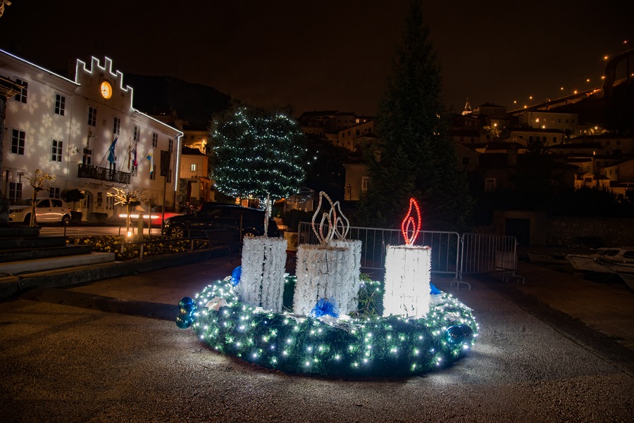 Adventski vijenac Adventski vijenac