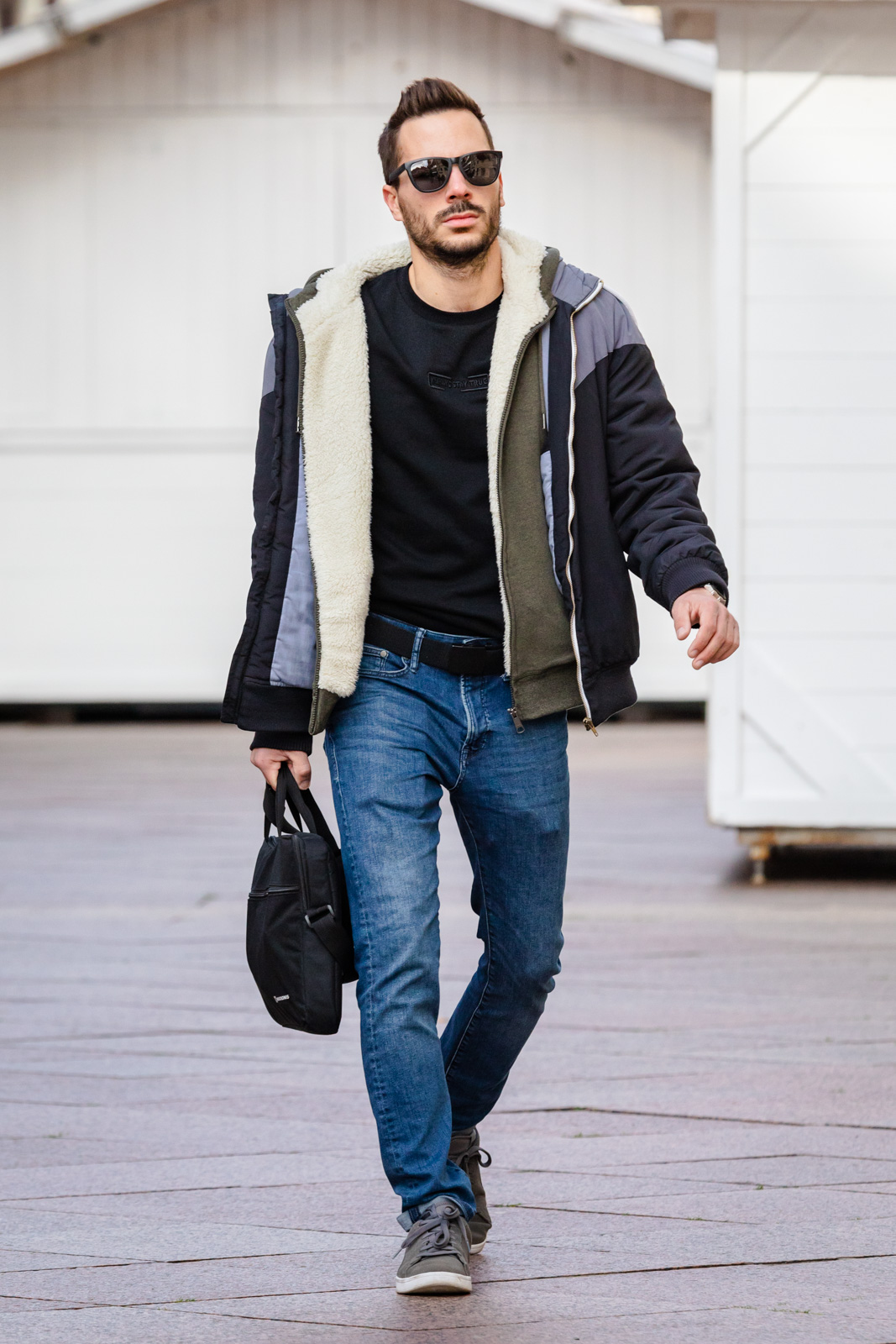 Klikom po Korzu 25.11.-53 Klikom po Korzu 25.11.-53