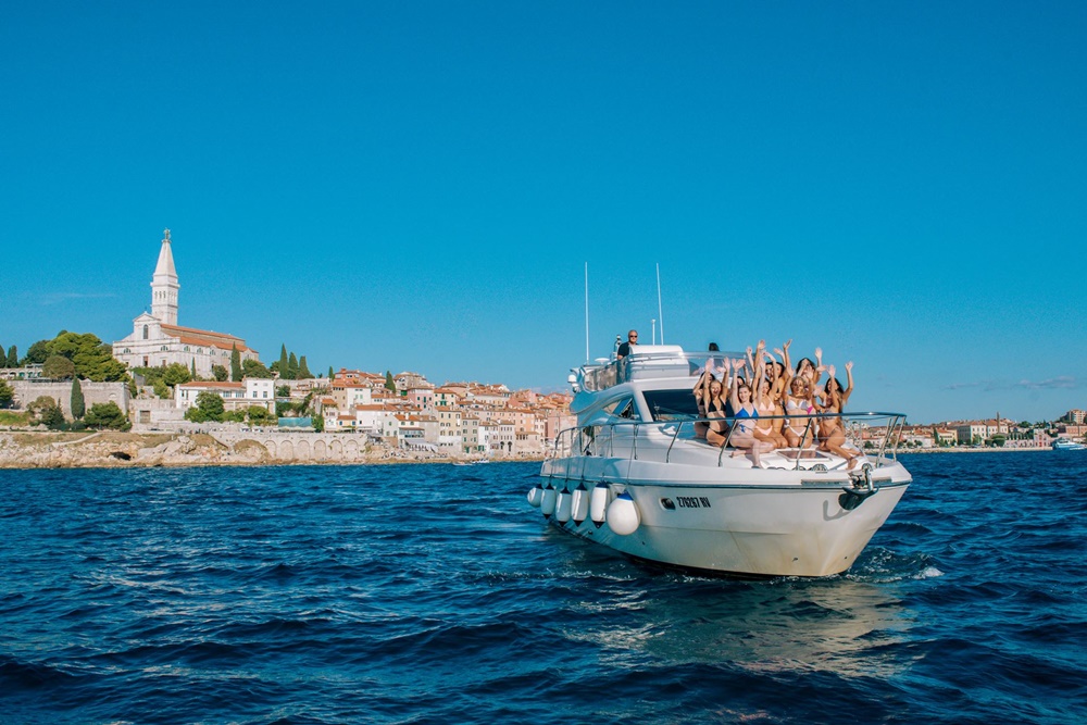 Kraljica Hrvatske 2 Kraljica Hrvatske 2