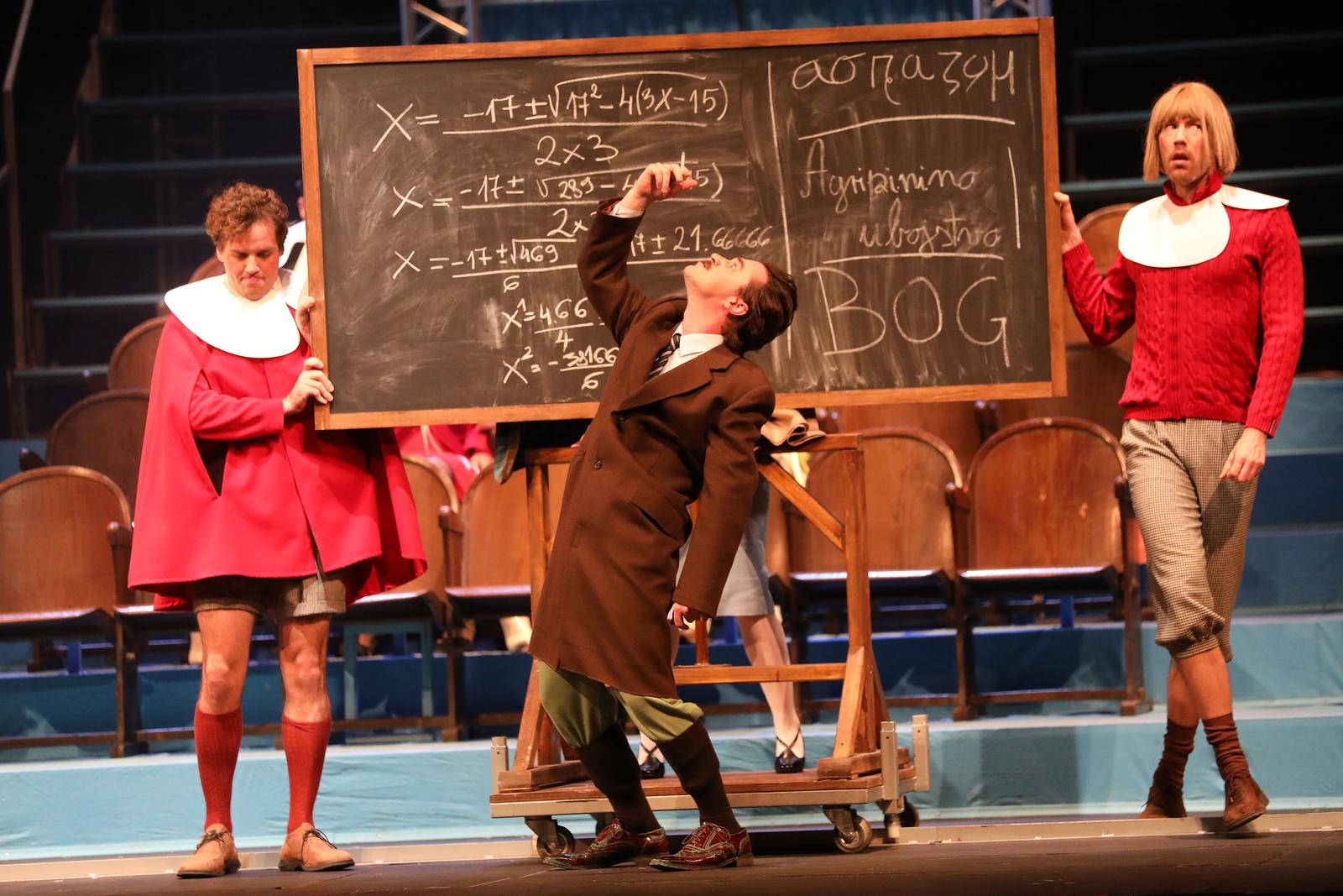 Rijeka: Održana premijera predstave “Amarcord” u HNK-u Ivan p.l Zajca Rijeka: Održana premijera predstave “Amarcord” u HNK-u Ivan p.l Zajca