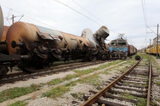 Sudar vlakova kod Rijeke: Teretni vlak zabio se u cisternu