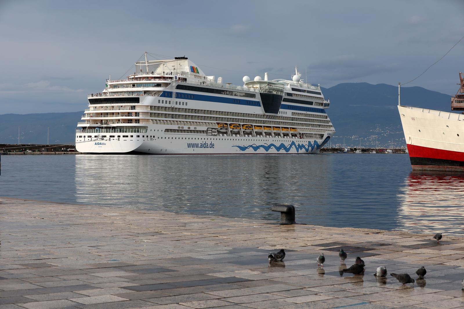 Rijeka: Kruzer AidaBlu uplovio u riječku luku